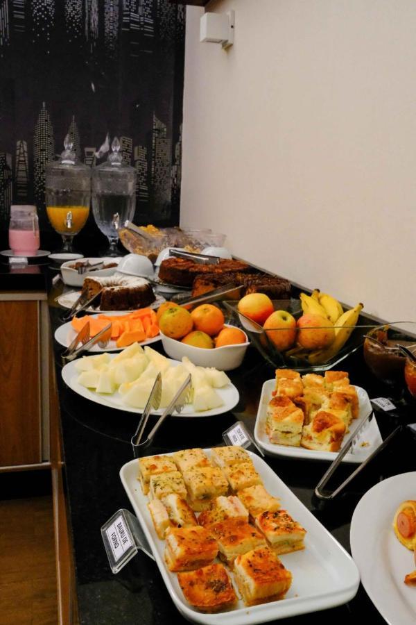 Goldmen Business Cianorte Hotel Bagian luar foto