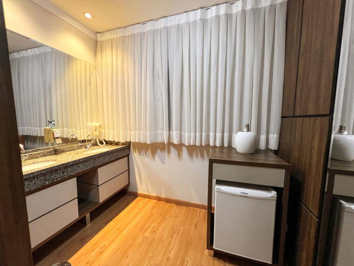 Goldmen Business Cianorte Hotel Bagian luar foto