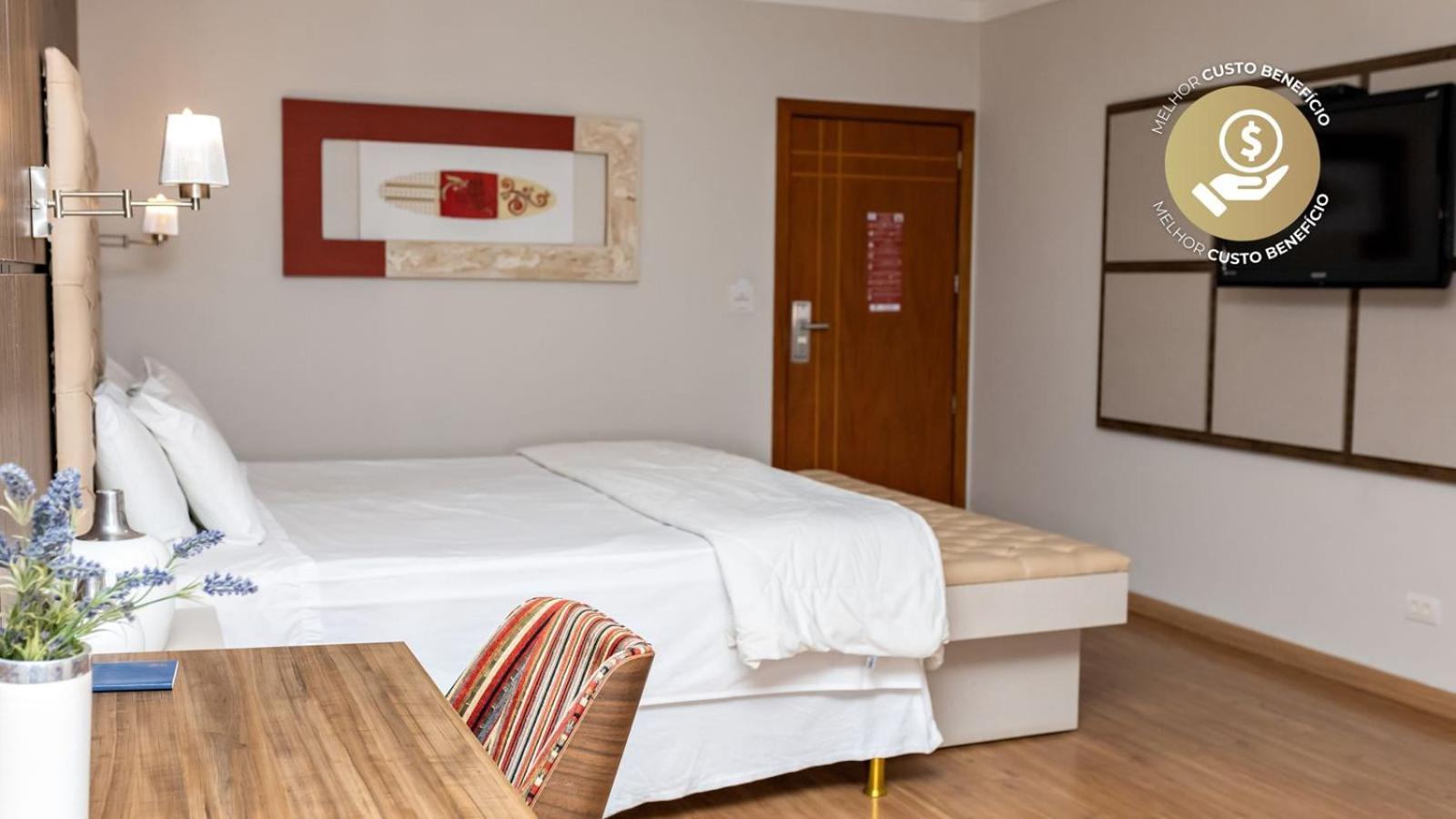 Goldmen Business Cianorte Hotel Bagian luar foto