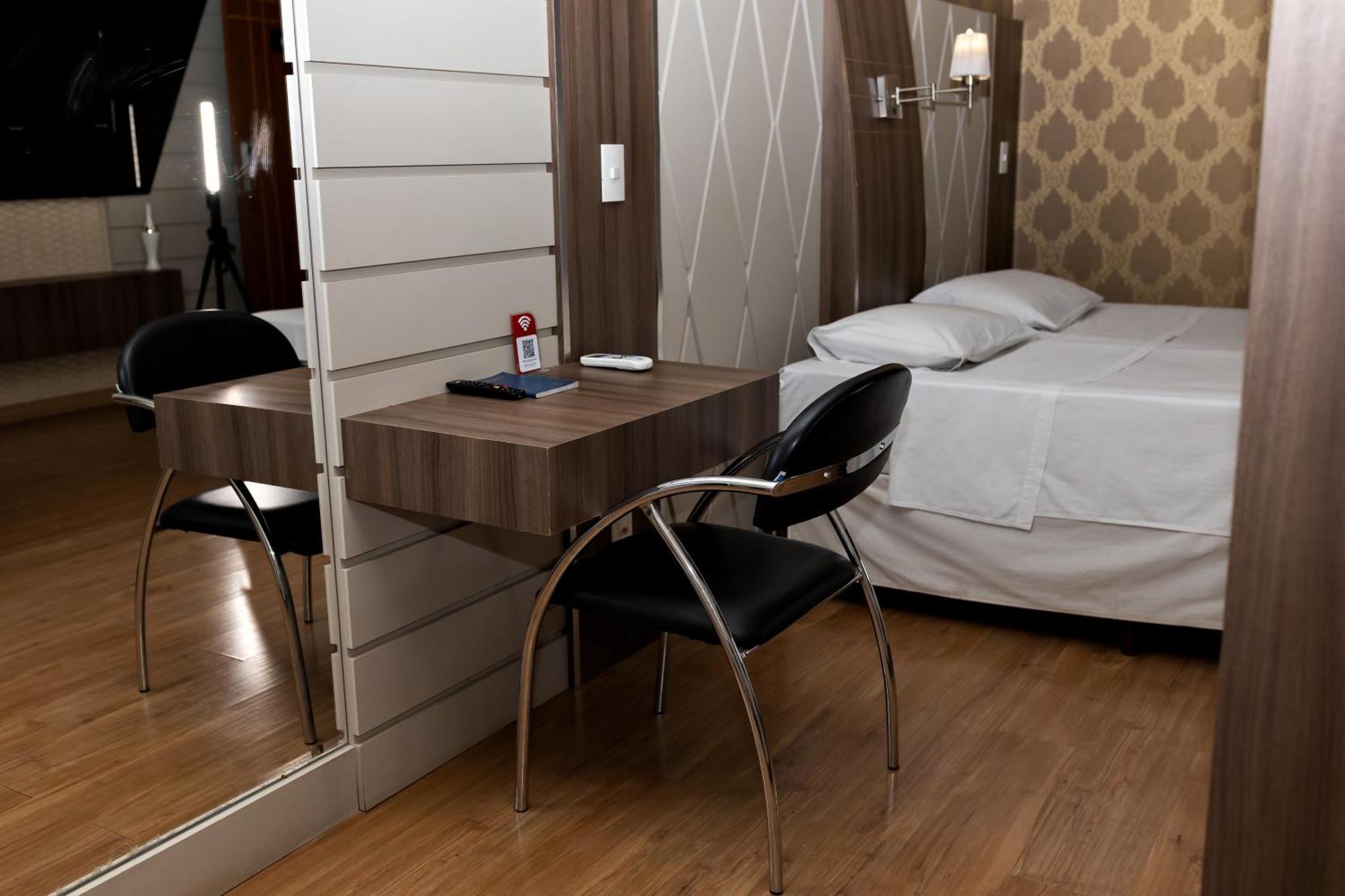 Goldmen Business Cianorte Hotel Bagian luar foto